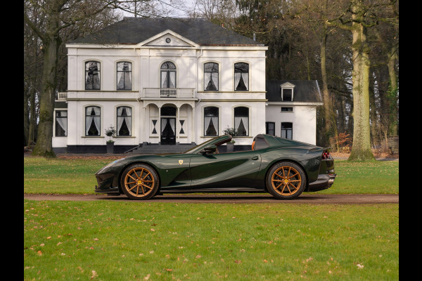 Ferrari 812 GTS 6.5 V12 HELE | Verde Zeltweg | Full Carbon | Atelier Car | 1e eig | Lift | Magnifiek!