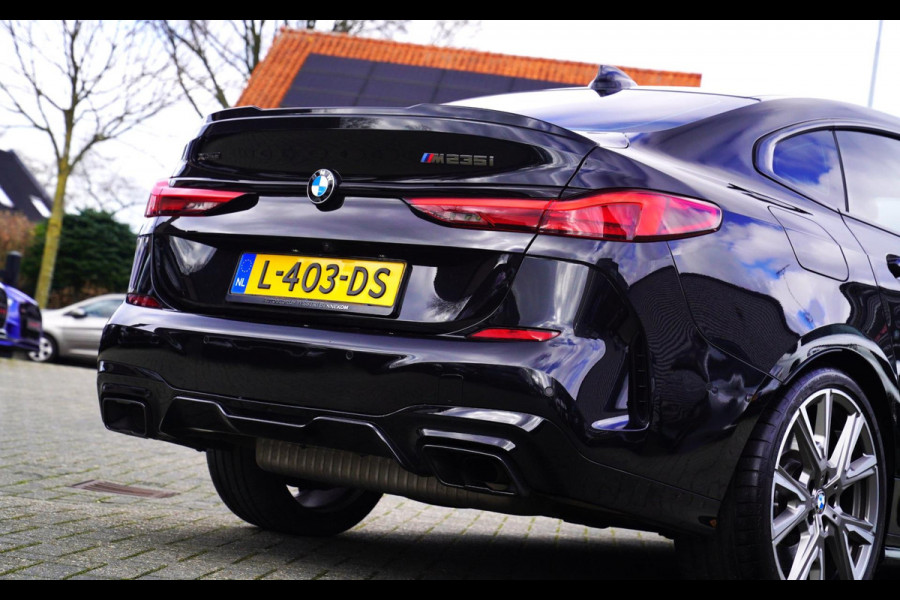 BMW 2 Serie Gran Coupé M235i xDrive High Executive | Harman Kardon | M Aerodynamica | M-Kuipstoelen | Schuif/kanteldak | Head up