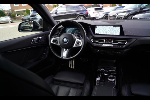 BMW 2 Serie Gran Coupé M235i xDrive High Executive | Harman Kardon | M Aerodynamica | M-Kuipstoelen | Schuif/kanteldak | Head up