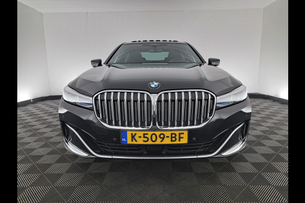 BMW 7 Serie 730d High Executive Aut. *PANO | HEAD-UP | CARBON-CORE | ADAPT.CRUISE | LASER-LED | SOFT-CLOSE | MASSAGE | NAPPA-LEATHER | HARMAN/KARDON-AUDIO | MEMORY-PACK | BLINDSPOT | TOP-VIEW | DAB+ | CARPLAY | DIGI-COCKPIT