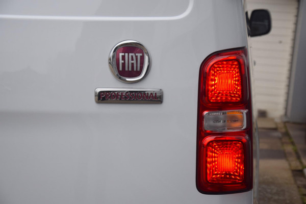 Fiat Scudo DC 2.0 MultiJet L3H1 Automaat / Trekhaak / Climate control / Navigatie / Parkeersensoren / Camera /