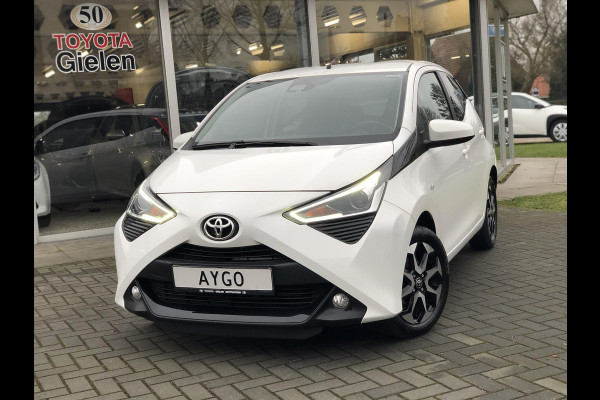 Toyota Aygo 1.0 VVT-i 72pk 5D x-joy | Apple CarPlay/Android Auto, Lichtmetalen velgen, Parkeersensoren, Safety Sense, Camera