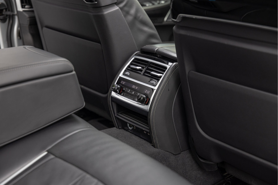 BMW 7 Serie M-750d xDrive High Executive M-pakket 20'' Bowers&Wilkins Pano