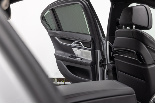 BMW 7 Serie M-750d xDrive High Executive M-pakket 20'' Bowers&Wilkins Pano
