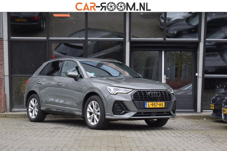 Audi Q3 45 TFSI e S edition 3x S line Lane Acc Keyless