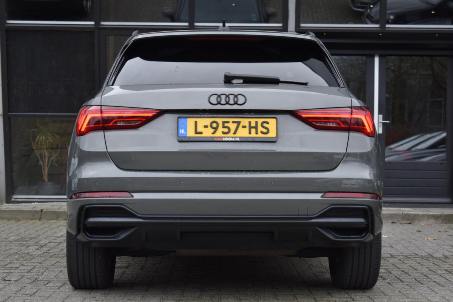 Audi Q3 45 TFSI e S edition 3x S line Lane Acc Keyless