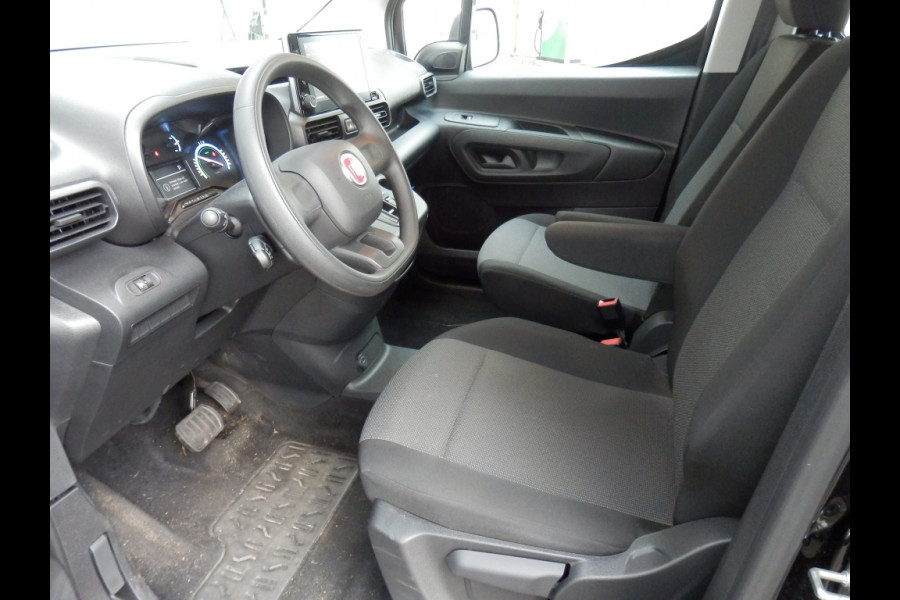 Fiat E-Doblò 136 pk. Crew L2 50 kWh I 5 zitplaatsen I