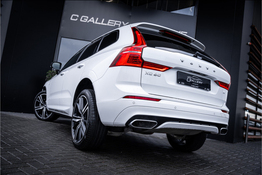 Volvo XC60 2.0 Recharge T6 AWD R-Design - Panorama | Luchtvering | Elek. trekhaak | Stoelkoeling