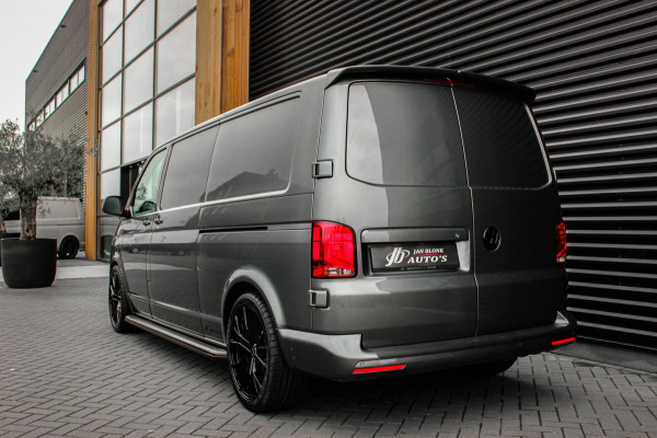 Volkswagen Transporter 2.0 TDI L2H1 204PK FULL BLACK / JB- EDITION / LEDEREN BEKLEDING / VERLAGINGSVEREN / APPLE CARPLAY / SPOILER