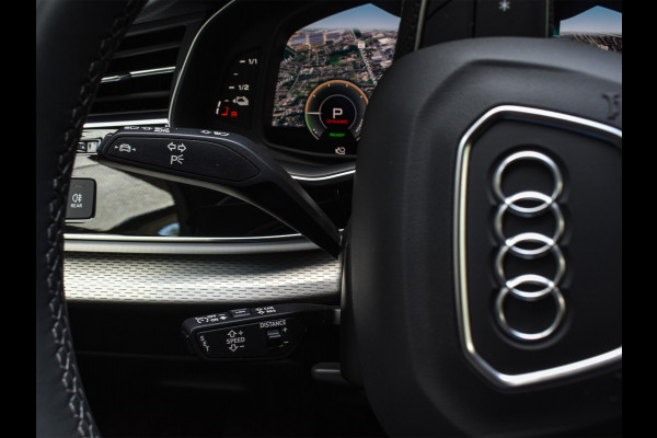 Audi Q7 60 TFSI e comp. FACELIFT | PANORAMADAK | S-SEATS | TREKHAAK | AMBIANCE INTERIEUR | LUCHTVERING | ADAPTIVE CRUISE | KEYLESS | 360