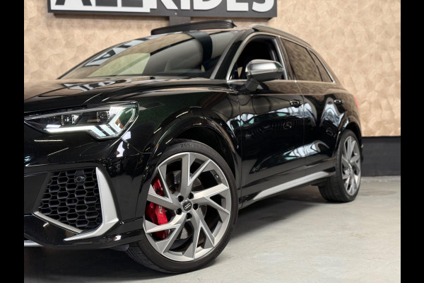 Audi RS Q3 TFSI | Pano | Schaalstoelen | B&O | Keyless | Camera | Carbon | DAB