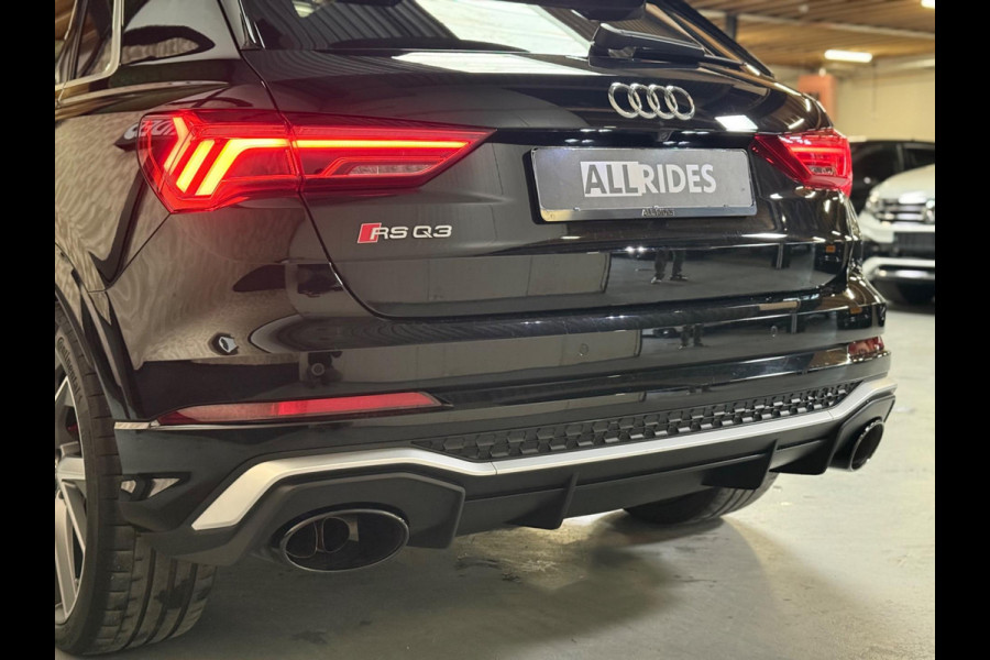 Audi RS Q3 TFSI | Pano | Schaalstoelen | B&O | Keyless | Camera | Carbon | DAB