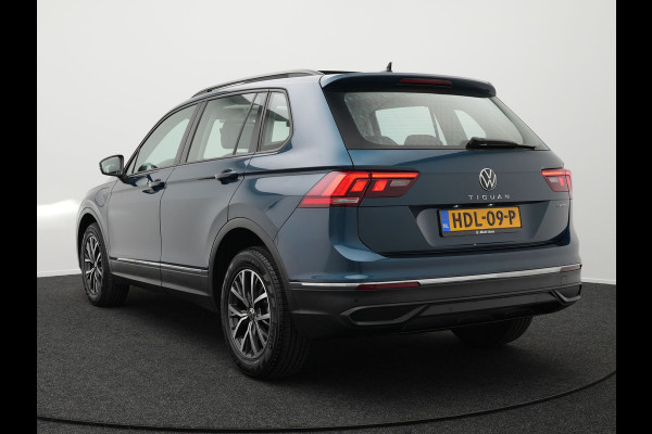 Volkswagen Tiguan 1.4 TSI Life 245pk Plug In Hybrid PHEV | Panorama Dak | Adaptive Cruise | Navigatie | Sportstoelen + Massage | Spraakbediening |