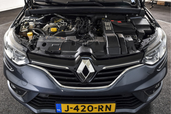 Renault MEGANE Estate 1.3 TCe 140 PK Limited - Automaat | Cruise | Stoelverw. | PDC | NAV + App. Connect | ECC | LM 16" |