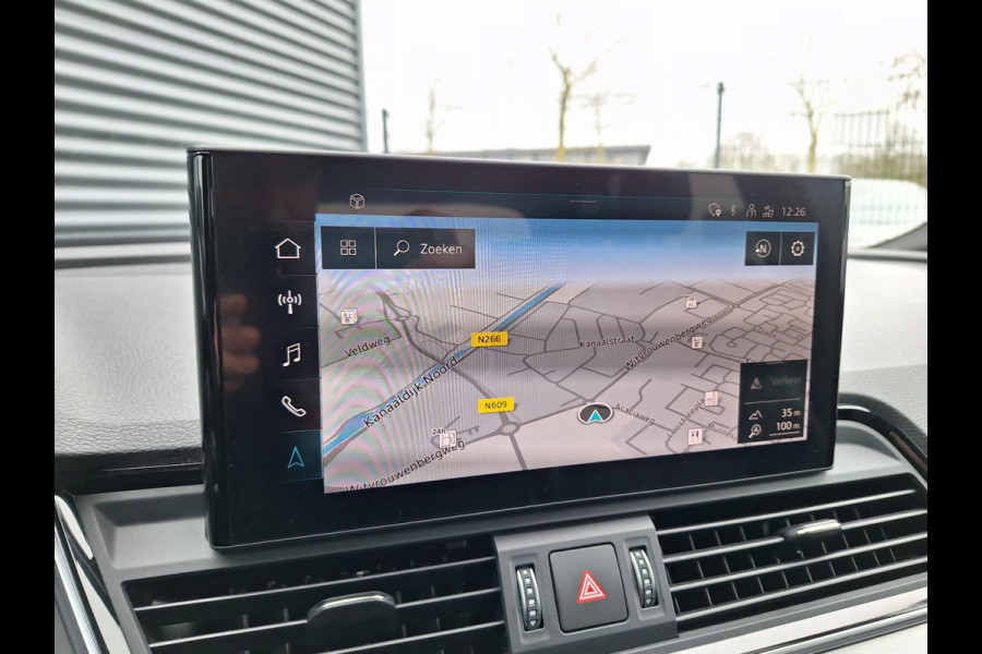 Audi Q5 50 TFSI e Quattro S-Line Plug in Hybrid Facelift Model PHEV | Adaptive Cruise | Trekhaak af Fabriek | Camera | Virtual | Carplay | LED | Stoelverwarming  | Navigatie |