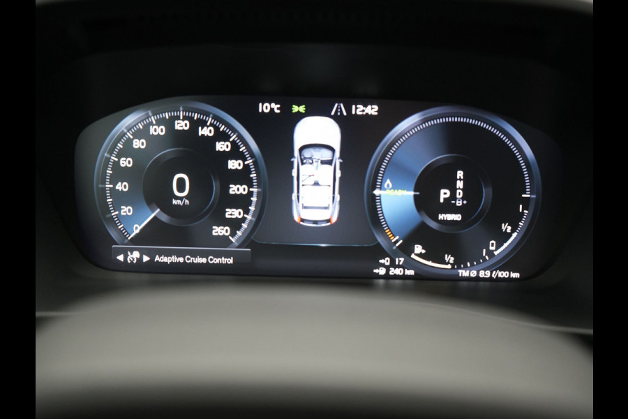 Volvo XC40 T5 Recharge Inscription Plug in Hybrid PHEV | Panodak | Lederen Sportstoelen Memory | Harman Kardon | Pilot Assist | Trekhaak af Fabriek | Apple Carplay | Adaptive Cruise | 360 Camera | DAB |