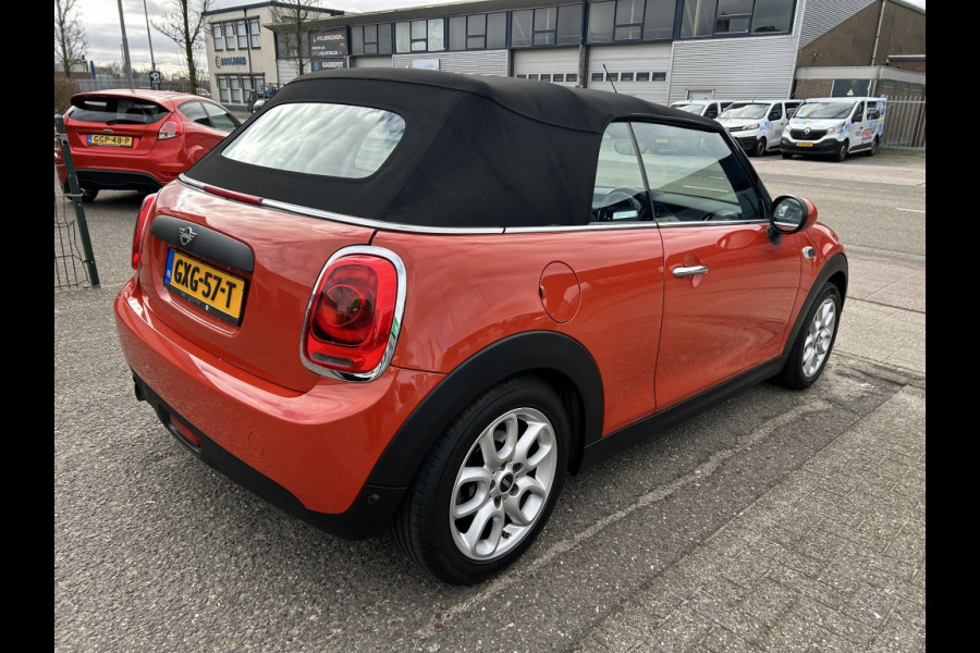 MINI Cabrio 1.5 One