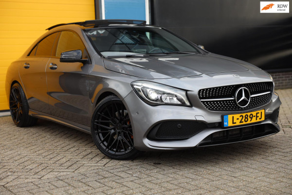 Mercedes-Benz CLA-Klasse 200 AMG Line / AUT / 156 PK / Navi / Sfeerverlichting / CC / Open Panoramadak / Led / Pdc / 19 Inch