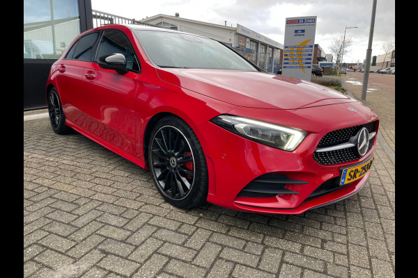 Mercedes-Benz A-Klasse 200 Premium AMG Line Panorama Night pakket NAP