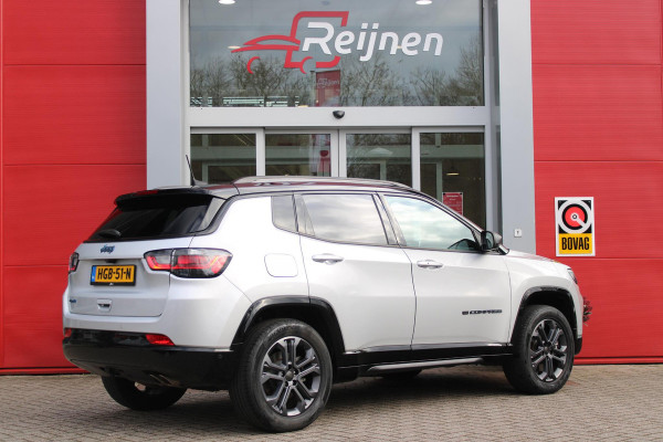 Jeep Compass 4xe 190PK PHEV LIMITED 80TH ANNIVERSARY EDITION | NAVIGATIE 10,25 "TOUCHSCREEN | APPLE CARPLAY/ANDROID AUTO | 360° CAMERA | DAB+ RADIO | CLIMATE CONTROL | 18" SMOKE GREY LICHTMETALEN VELGEN | ADAPTIVE / CRUISE CONTROL | DIGITAAL INSTRUMENTENPANEEL | ELEKTRISCH BEDIENBARE ACHTERKLEP | FULL LED KOPLAMPEN | LED MISTLAMPEN / BOCHTVERLICHTING | KEYLESS ENTRY & START | DRAADLOOS LADEN | DODEHOEK DETECTIE | AFNEEMBARE TREKHAAK |