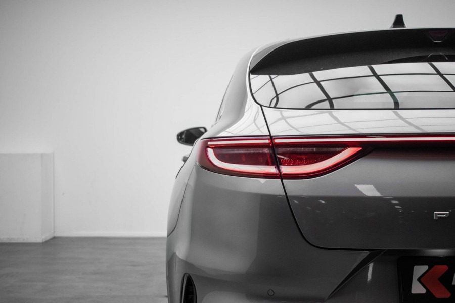 Kia ProCeed 1.6 T-GDi GT |Pano|Memory|Carplay|Stuurverwarm.|Camera|JBL|