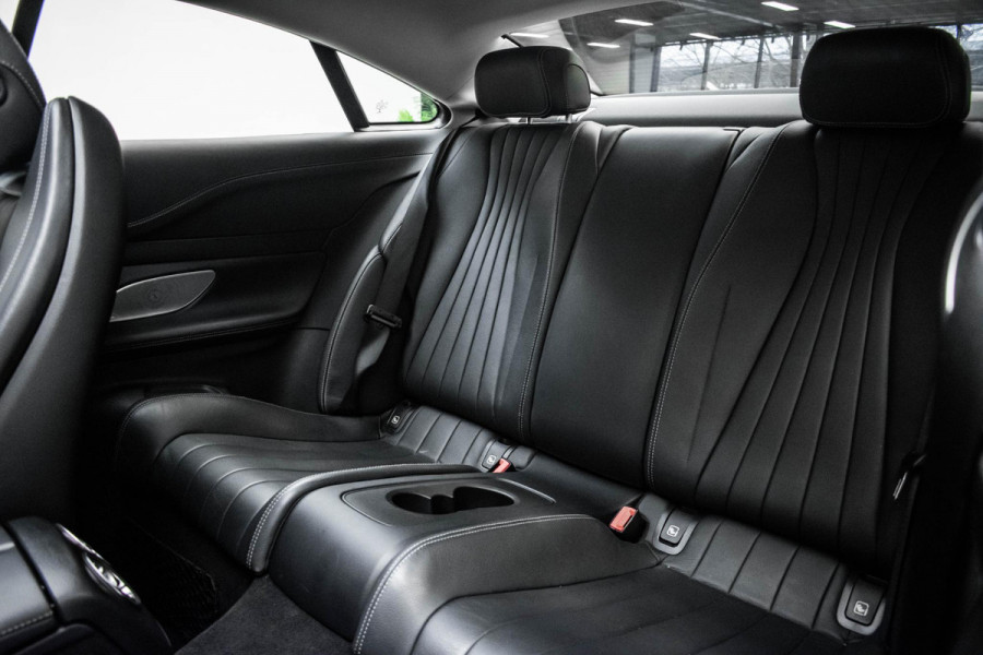 Mercedes-Benz E-Klasse Coupé E200 Premium |Pano|AMG|Burmester|HUD|Carplay|Camera|Trekhaak|