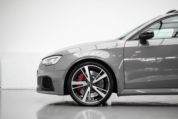 Audi RS3 Sportback 2.5 TFSI Quattro |Pano|Schaalstoel|B&O|Keyless|Adaptive|