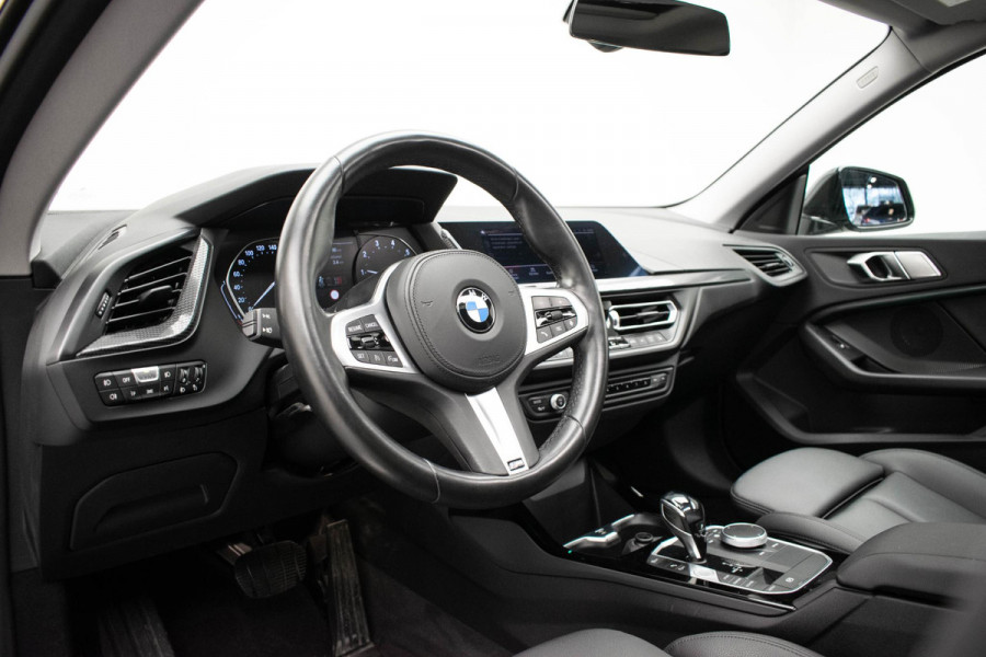 BMW 2 Serie Gran Coupé 218i High Executive Edition |Pano|Ambient|Carplay|Trekhaak|Cruise|