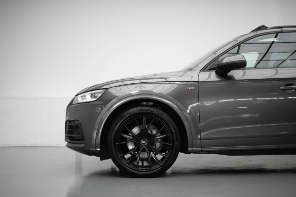 Audi Q5 55 TFSI e quattro Competition |Pano|3xS-Line|Luchtvering|HUD|B&O|Massage|
