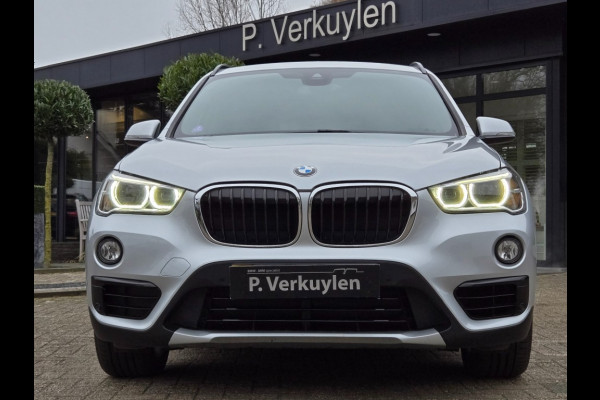 BMW X1 SDRIVE18I SPORTLINE I SPORTSTOELEN I CAMERA I 18 INCH I