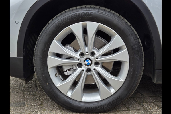 BMW X1 SDRIVE18I SPORTLINE I SPORTSTOELEN I CAMERA I 18 INCH I