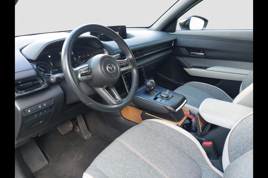 Mazda MX-30 e-SkyActiv 145 First Edition 36 kWh | Climate Control | Cruise Control | Navigatie |