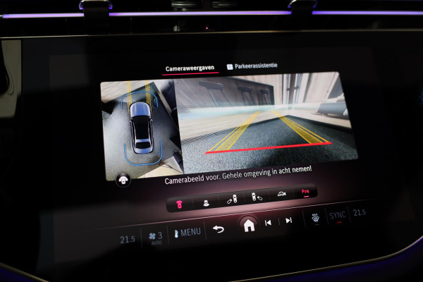 Mercedes-Benz E-Klasse 300 e AMG 63 Look / HYPERSCREEN / Acc / Lane Assist / Dode Hoek / Elek Stoelen / Memory / Sfeer / 21 i