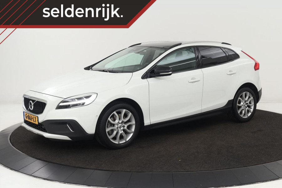 Volvo V40 Cross Country 1.5 T3 Polar+ Luxury | Panoramadak | Leder | Trekhaak | Stoelverwarming | Camera | Harman/Kardon | Full LED | Navigatie