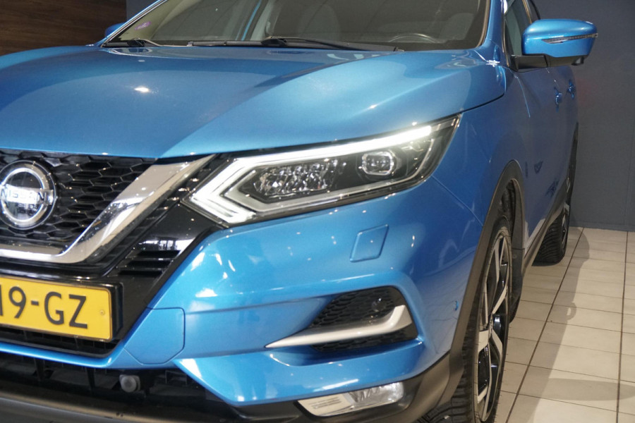 Nissan QASHQAI 1.3 DIG-T Tekna AUT. + LEDER / PANORAMA / 360 CAMERA /