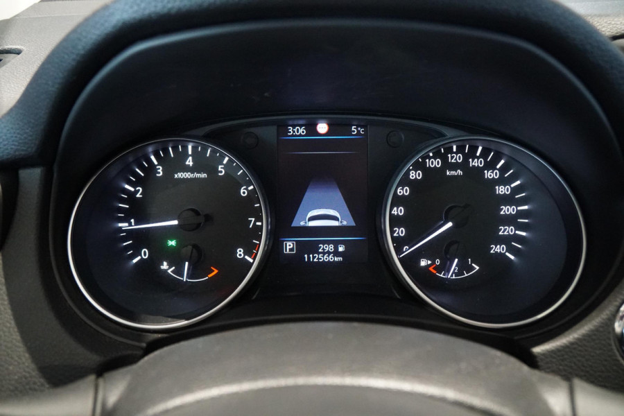 Nissan QASHQAI 1.3 DIG-T Tekna AUT. + LEDER / PANORAMA / 360 CAMERA /