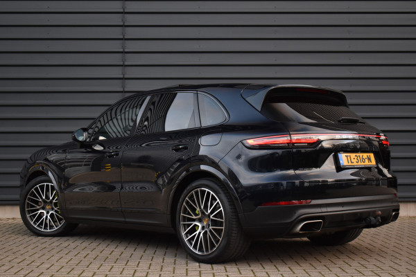 Porsche Cayenne 3.0 E-Hybrid 462pk | Panoramadak | Trekhaak | 360 Camera | Sport Chrono | Bose | Stuurverwarming | Luchtvering | Orig. NL |