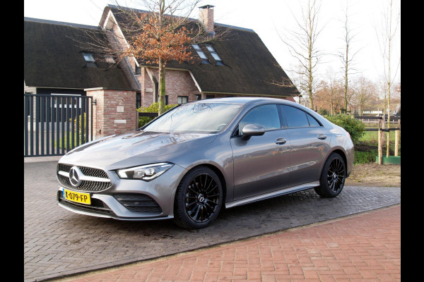 Mercedes-Benz CLA-Klasse 180 Business Solution AMG | Sfeerverlichting | 33.000 KM | LED koplampen | NL-Auto |