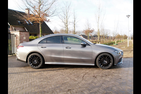 Mercedes-Benz CLA-Klasse 180 Business Solution AMG | Sfeerverlichting | 33.000 KM | LED koplampen | NL-Auto |