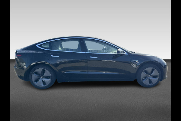 Tesla Model 3 Standard RWD Plus 60 kWh