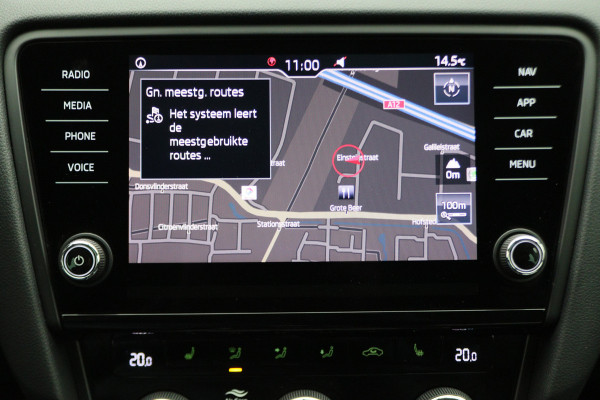 Škoda Octavia Combi 1.0 TSI Greentech Business Edition Navigatie, Apple CarPlay, Cruise, Climate, Trekhaak, 17"