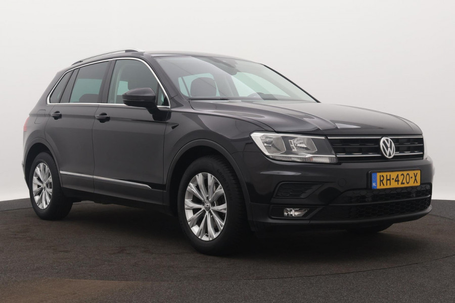 Volkswagen Tiguan 1.4 TSI ACT Comfortline Business line (NL-auto, Navi, StoelV, Addpt Cruise, Parkeersensoren V+A, Etc)