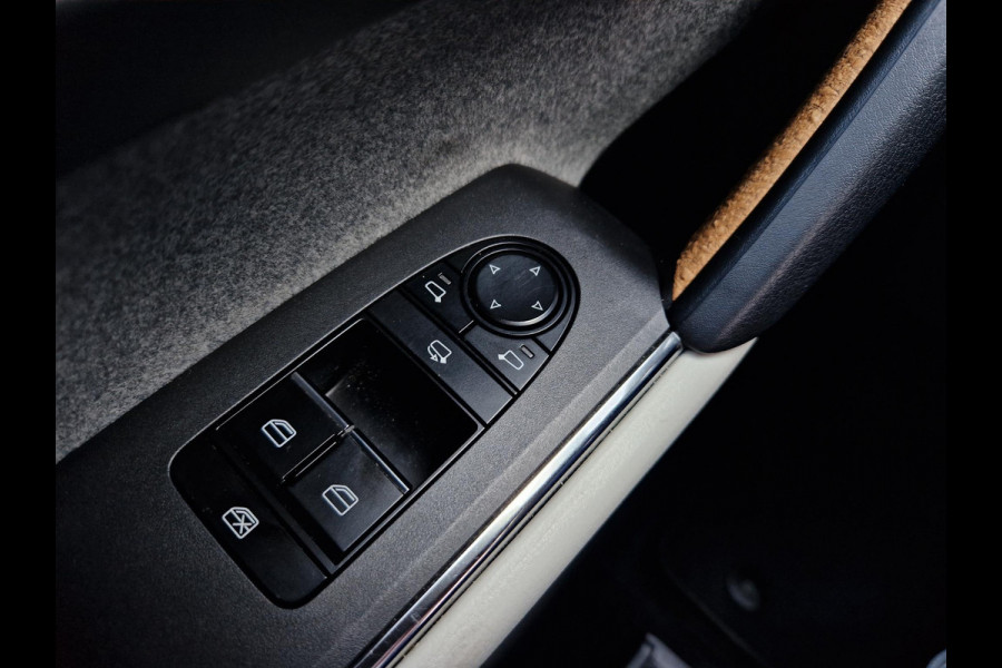 Mazda MX-30 e-SkyActiv 145 First Edition 36 kWh | Climate Control | Cruise Control | Navigatie |