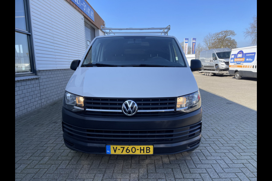 Volkswagen Transporter 2.0 TDI L2H1 Trendline / vaste prijs rijklaar € 12.950 ex btw / bpm vrij / airco / imperial / trekhaak / euro 6 / sidebars !