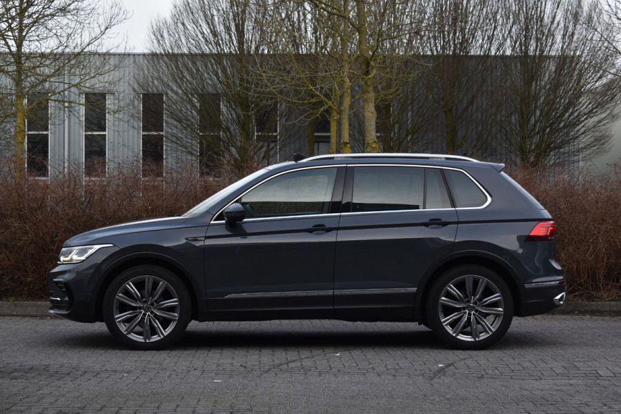 Volkswagen Tiguan 1.5 TSI Business+ Pano StuurVw Camera Lane