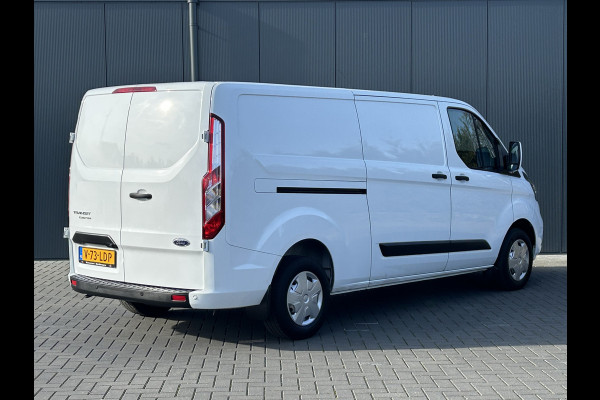 Ford Transit Custom 2.0 TDCI 130 PK / L2H1 / 2.800 KG AHG / CAMERA / AIRCO / CRUISE / NAVI / STOELVERWARMING