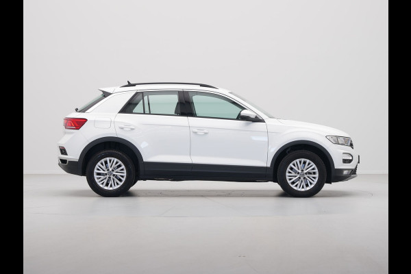 Volkswagen T-Roc 1.5 TSI 150pk DSG Style Navigatie Pdc Stoelverwarming Clima