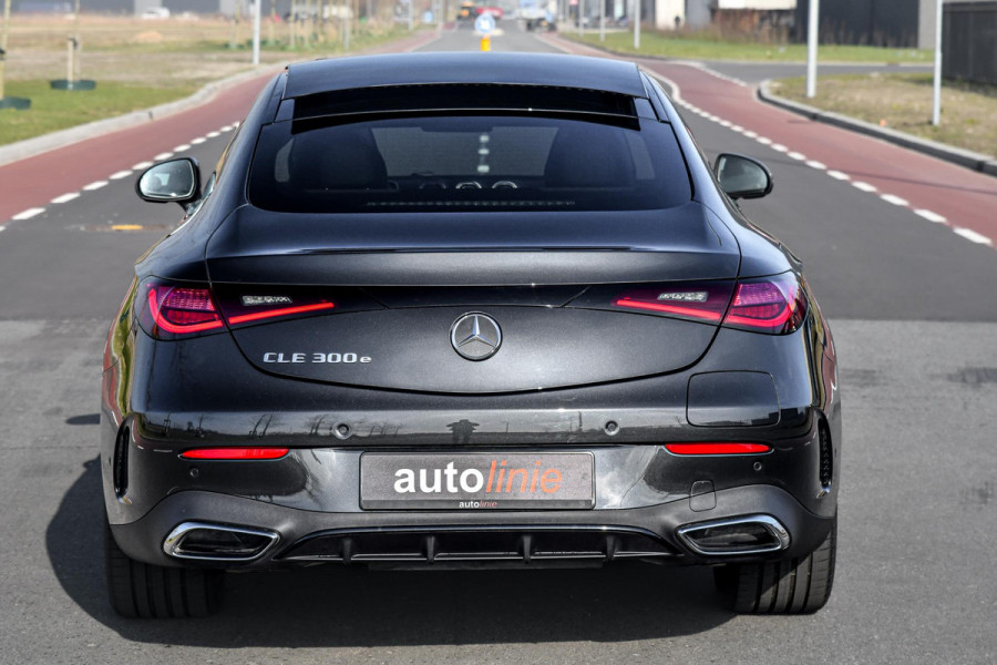 Mercedes-Benz CLE Coupé 300 e AMG Plug-in BTW. Pano, Memory, Digital, Distro+, 360, Burm, Keyless, Stuurvw, Dodeh, Sfeer, CarPlay!