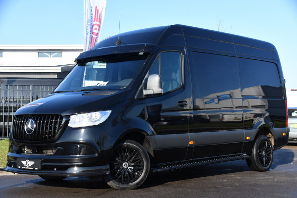 Mercedes-Benz Sprinter 317 1.9 CDI L2H2 RWD AMG Black Edition Camera, Cruise, 3500KG Trekhaak, Carplay, Automaat, 170PK, Standkachel, Multimedia, UNIEK!