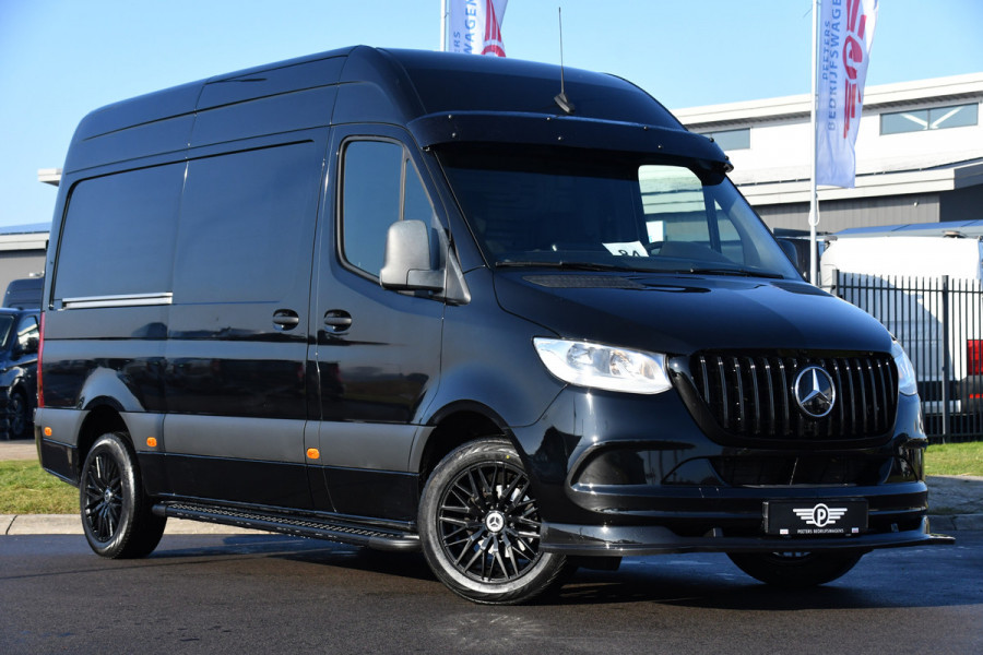 Mercedes-Benz Sprinter 317 1.9 CDI L2H2 RWD AMG Black Edition Camera, Cruise, 3500KG Trekhaak, Carplay, Automaat, 170PK, Standkachel, Multimedia, UNIEK!